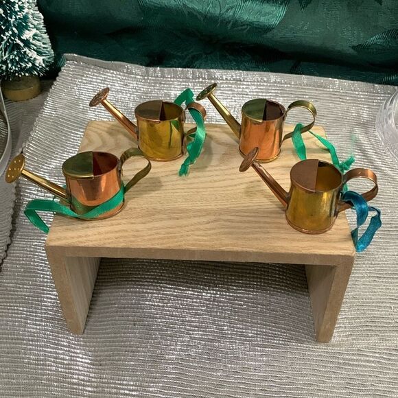 Vintage Copper Watering Can Christmas
Ornaments Made In India Set Of Four - Picture 1 of 17